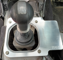 Load image into Gallery viewer, Nissan 350z hydro mounting bracket